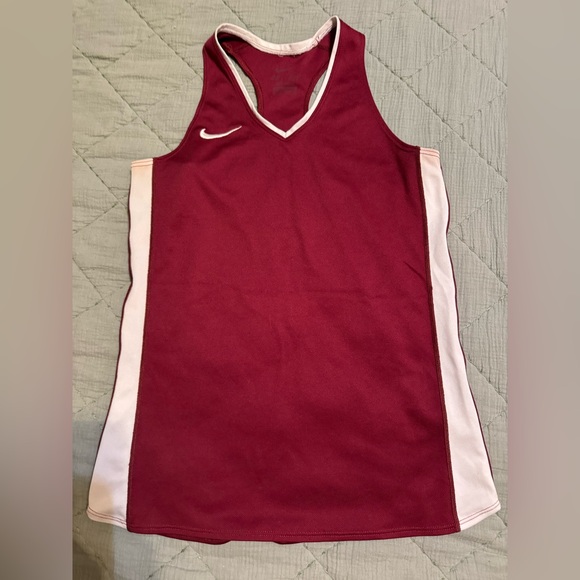 New Nike Women’s XS Singlet Tank Top Style 642089 Dri-Fit Maroon Racerback - Picture 1 of 2